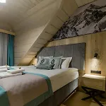 Skansen 4*