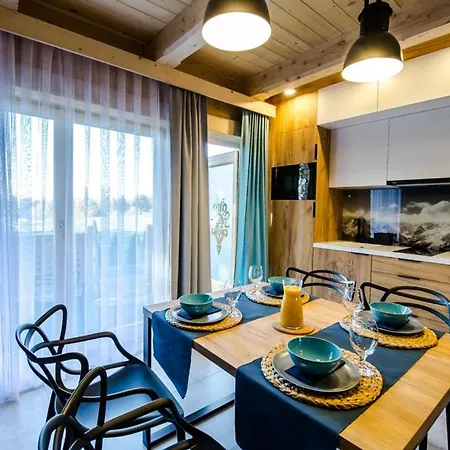 Skansen 住宿加早餐酒店 Cholerzyn