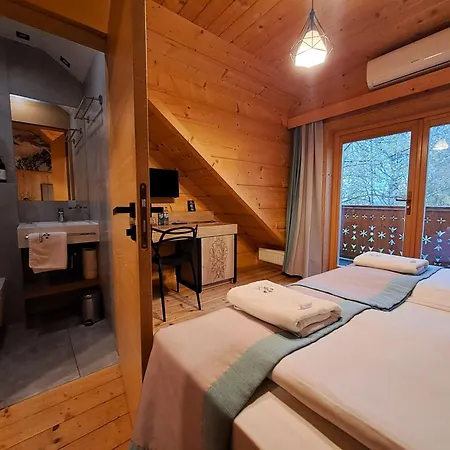 Skansen 4*