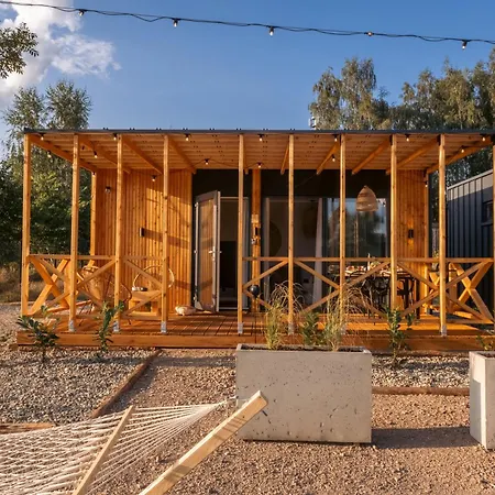 לינה וארוחת בוקר Skansen 4*