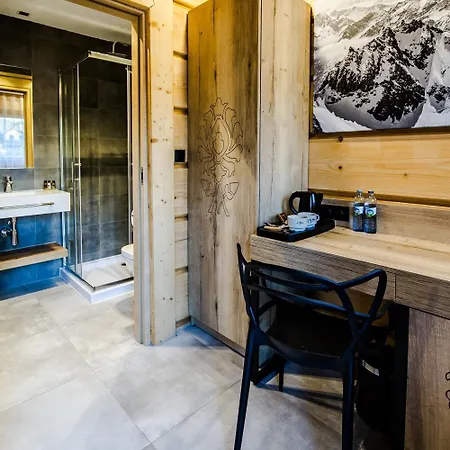 فندق مبيت وإفطار Skansen 4*