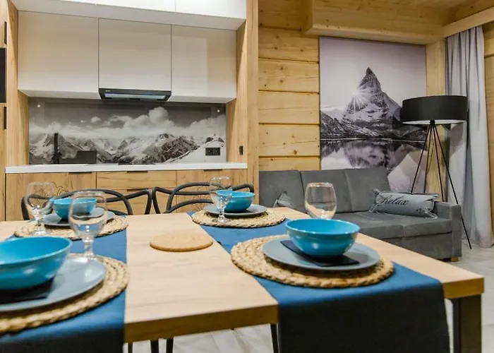 לינה וארוחת בוקר Skansen 4*