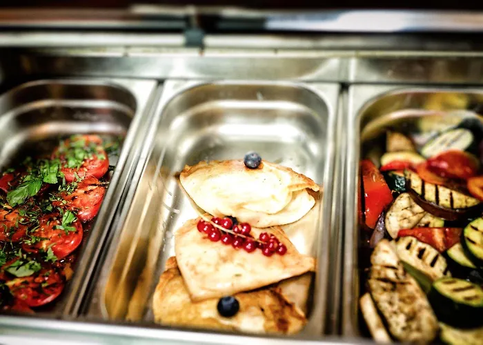 לינה וארוחת בוקר Skansen 4*