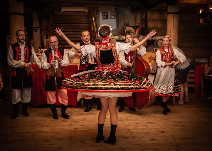 לינה וארוחת בוקר Skansen