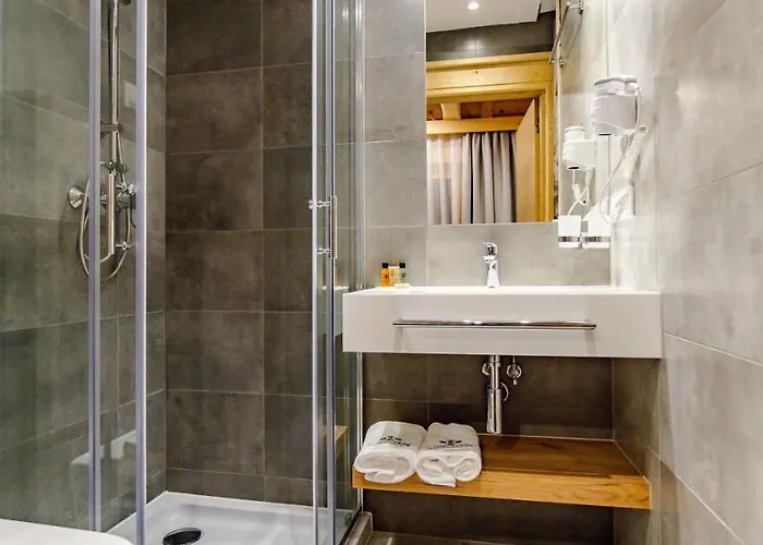 Skansen Bed & Breakfast 4*